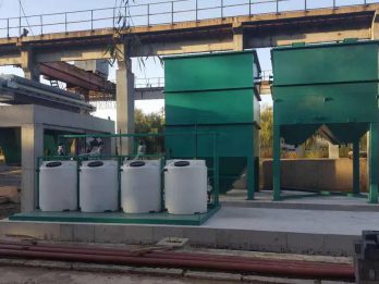 重金属处理装置